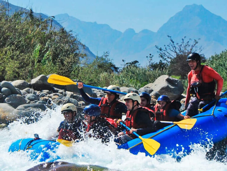 RAFTING AT MAYO RIVER -imagen 2