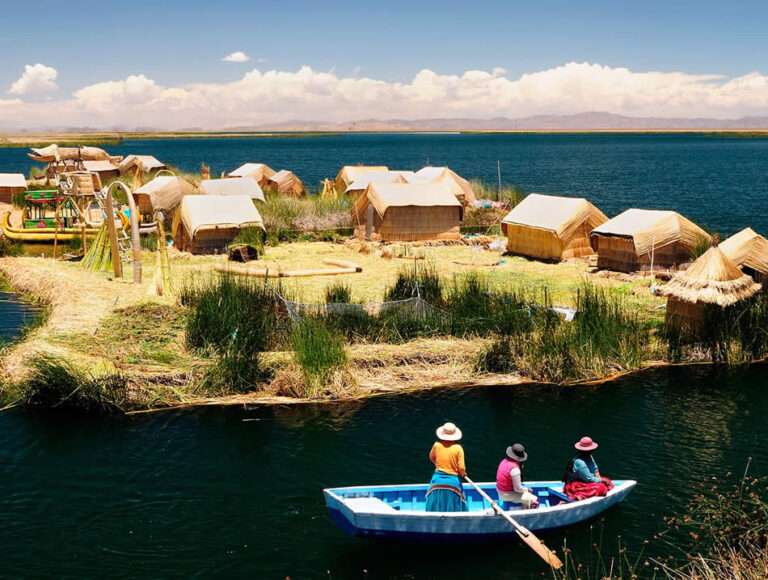 THE UROS ISLANDS -imagen 2