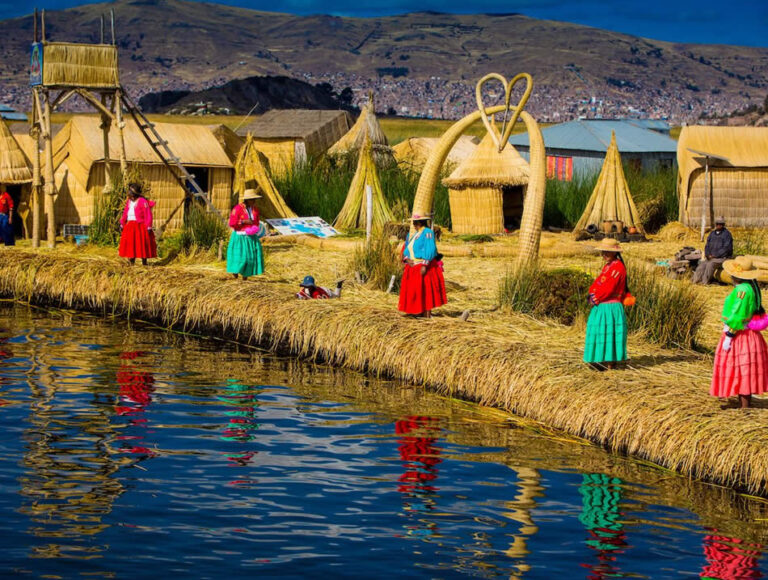 THE UROS ISLANDS -imagen 4