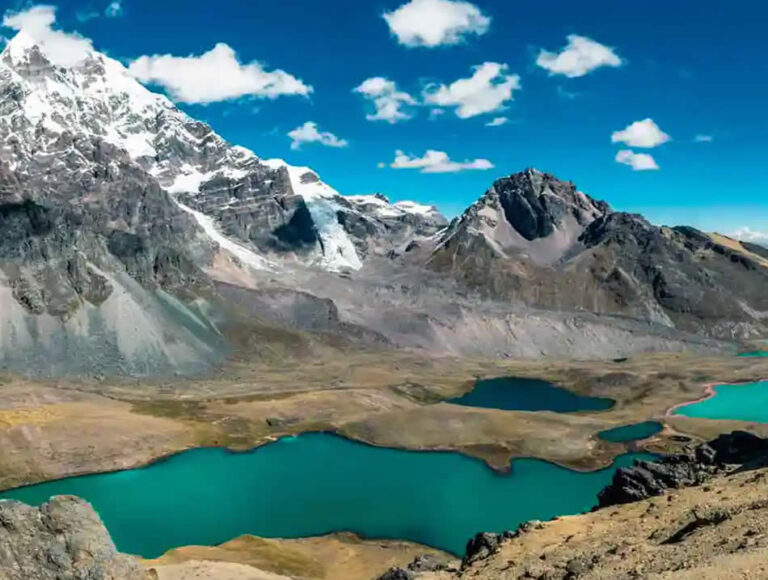 TREKKING TO 7 LAKES OF AUSANGATE -imagen 1