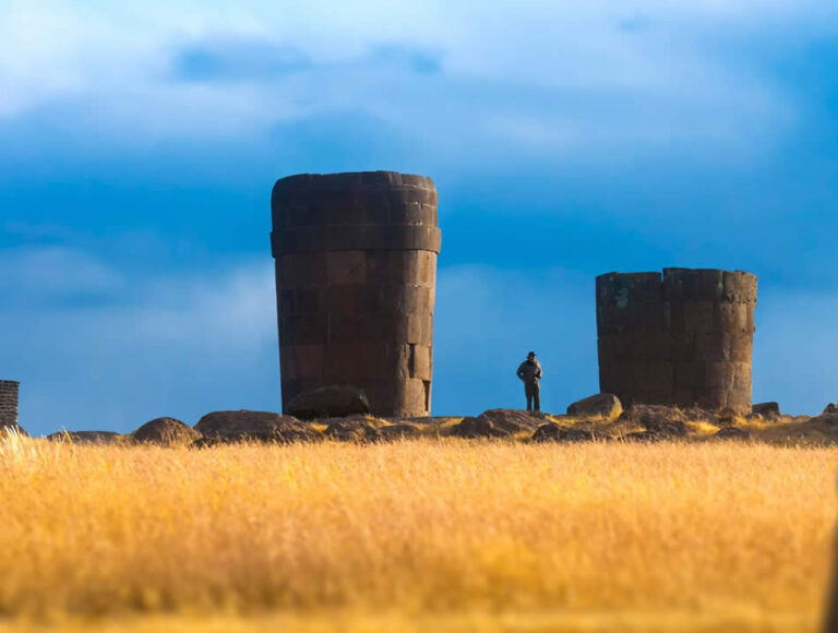 VISIT THE SILLUSTANI`S CHULLPAS -imagen 1