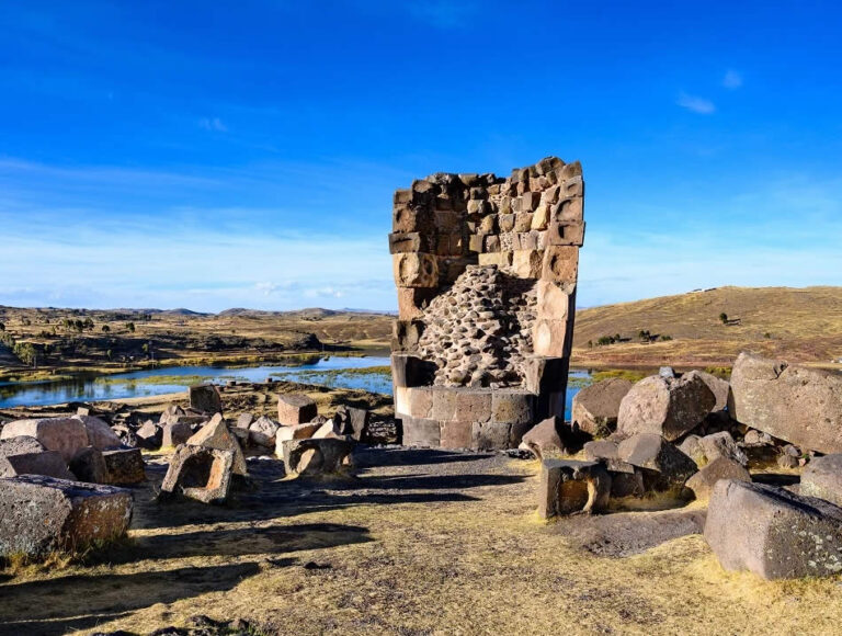 VISIT THE SILLUSTANI`S CHULLPAS -imagen 2